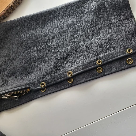 Leather chaps - Picture 4 of 11